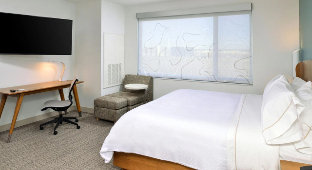 Двухместный номер Standard Element by Marriott North Kansas City