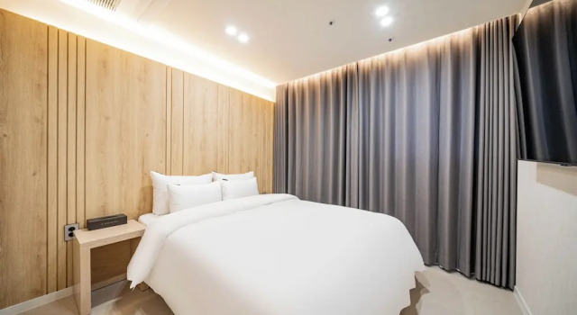 Люкс Premium с видом на город Mokpo Brown Dot Hotel Namak