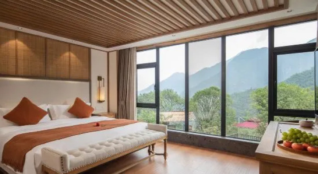Семейный люкс с красивым видом из окна Yinchuanju Anji Canyon View Resort