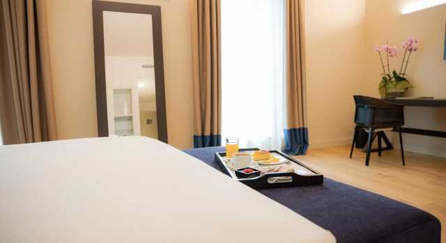 Трёхместный номер Standard Hotel Politeama
