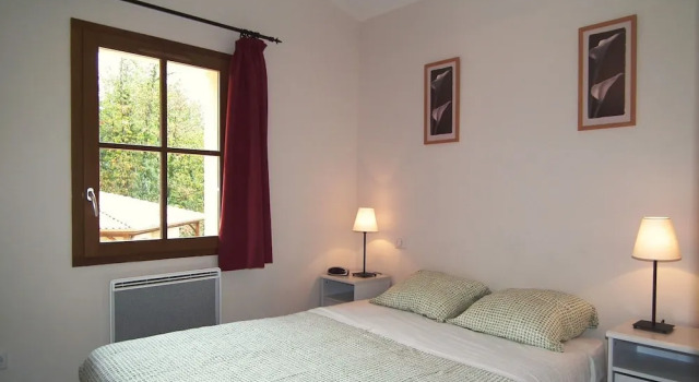 Family Getaway in Dordogne, Book Hotel Gavaudun 