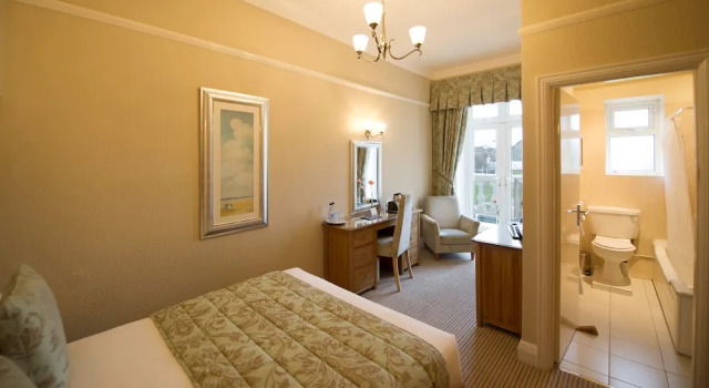 Номер Deluxe The Belmont Hotel