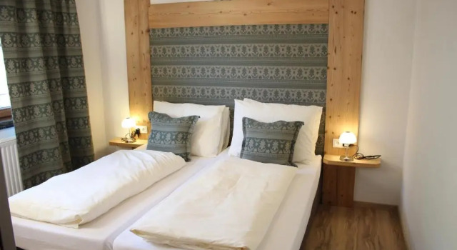 Apart Silberspitze, Book Hotel Zams Inntal