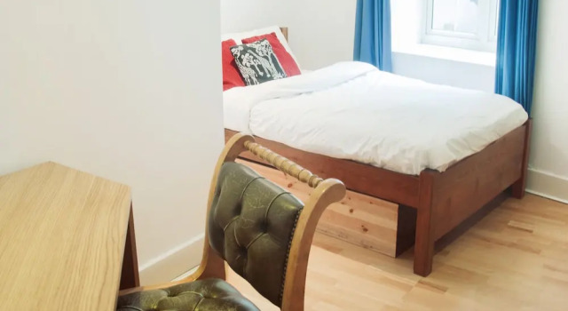 Great London 2 Bed Apartment, Забронировать Апартаменты/квартира Камден Лондон, рядом с Музей сирот