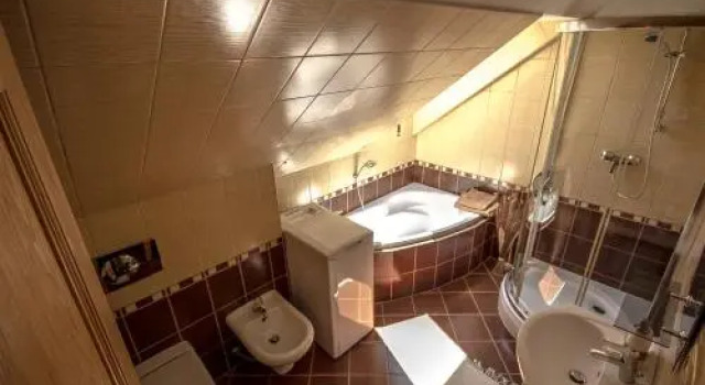 Chata Bystrina, Rezerwuj Hotel Hotele w Košický kraj z parkingiem, Parking
