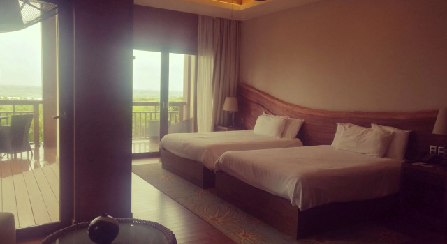 Indura Beach & Golf Resort, Curio Collection by Hilton, Забронировать Отель Тела Атлантида