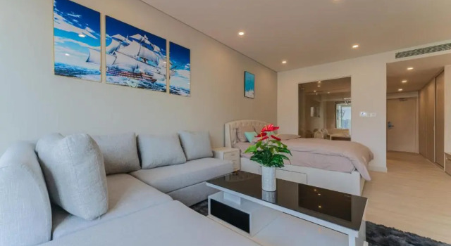 Студия с видом на море HighSea GoldCoast Superview Apartment