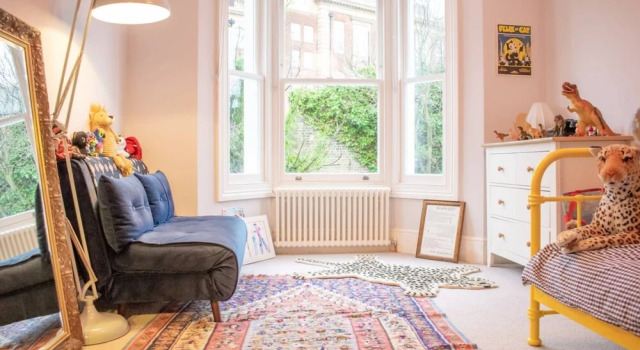 Stunning 5 Bedroom Family Home in East London, Забронировать Отель Бизнес-отели Англии, 4* 5*