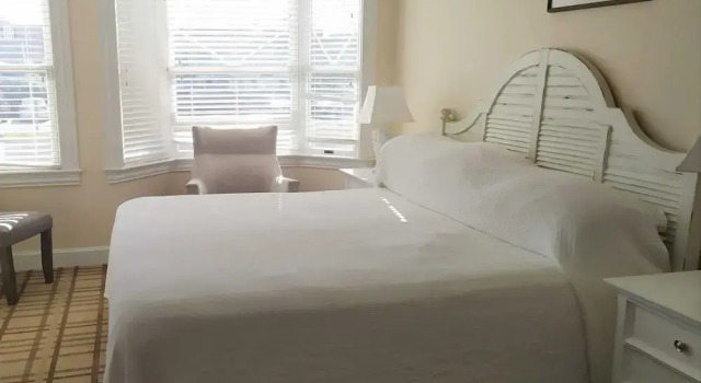 Трёхместный номер Standard с частичным видом на море By The Sea Guests Bed & Breakfast and Suites