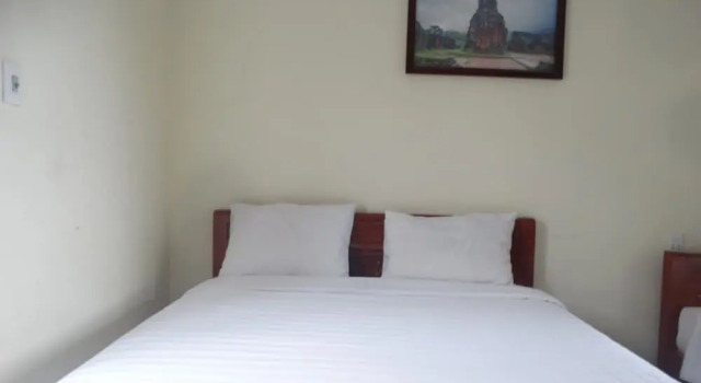 Трёхместный номер Standard с балконом и с видом на сад Yellow House Homestay