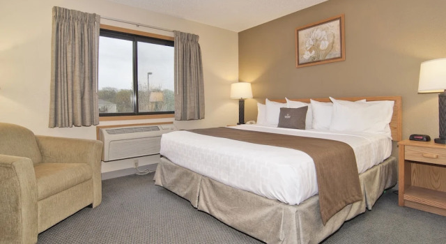 Семейный люкс Boarders Inn & Suites by Cobblestone Hotels - Faribault
