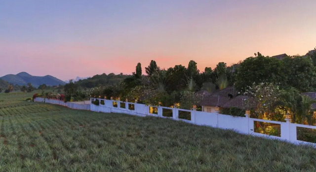 Семейная вилла с 2 комнатами Pa Prai Villas and Suites Resort