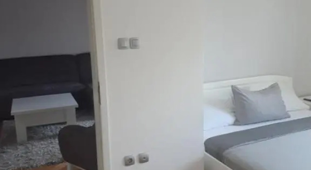 Loznicki stan na dan 2 - stan na dan Loznica, Buchen Sie Ferienwohnung Loznica Zentralserbien