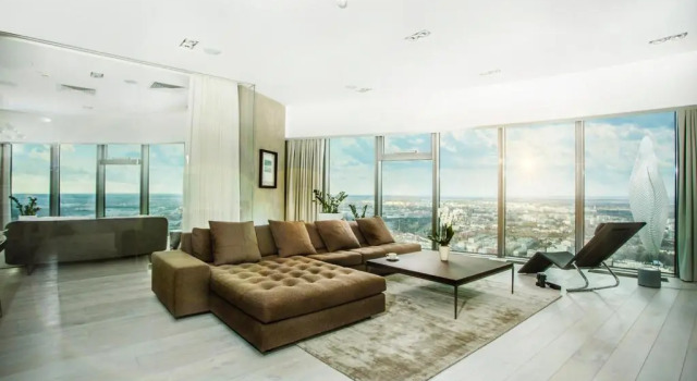 Апартаменты Пентхаус 30th+ Floor Apartments in Sky Tower