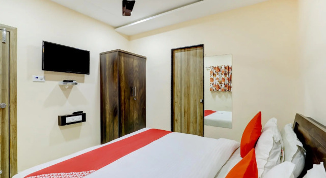 OYO RJT103 Hotel Blue Leaf, Rezervovat Hotel Hotely v Gujarat s parkováním, Parkování