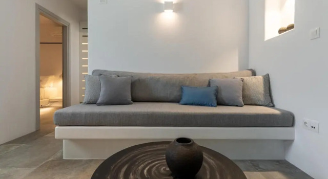 Полулюкс Manesis Suites