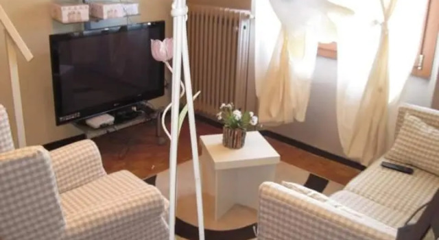 Коттедж с 2 комнатами Lovely House