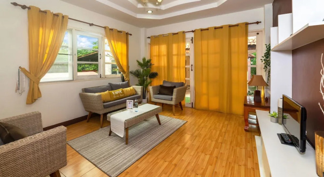 Villa Adelle Bang Tao 2 bedroom house