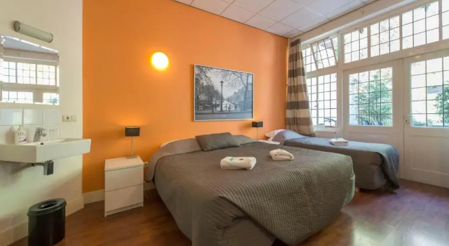 Номер Standard B&B De Hofnar Maastricht