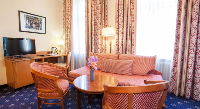 Полулюкс Centro Hotel National Frankfurt City, Trademark Collection by Wyndham