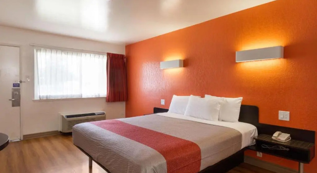 Двухместный номер Standard Motel 6-Claremont, CA
