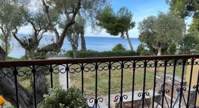 Seafront Studio Akti Elia, Book Hotel  