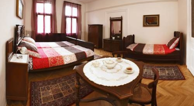 Antik Apartments, Забронировать Апартаменты/квартира Отели Брно с парковкой, рядом с Музей монетного двора, Парковка
