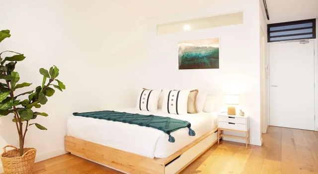 Stylish Studio With Balcony Near Darling Square