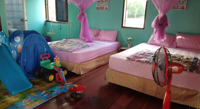 Blue House Homestay, Забронировать Отель Кланг провинция Районг