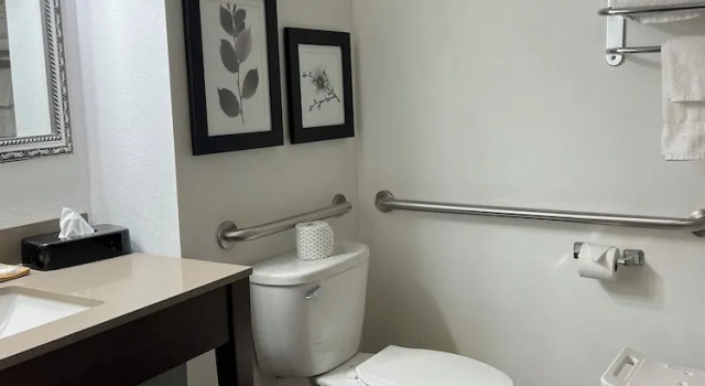 Двухместный номер Standard Country Inn & Suites by Radisson, Wytheville, VA