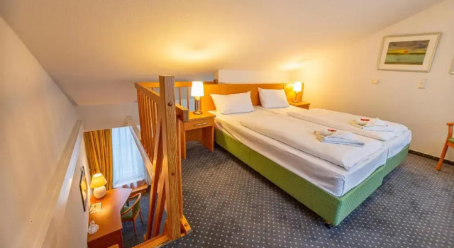 Апартаменты Дуплекс Hotel Rostock West im "Kritzmow Park"