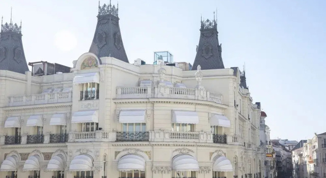 Hostal Boutique I Host You, Забронировать Отель центр города Мадрид, рядом с Церковь Св. Мануэля и Св. Бенедикта