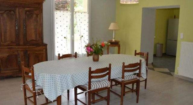 Gîte Braye-Sous-Faye, 4 pièces, 6 personnes - FR-1-381-214, Rezerwuj Hotel Braye-Sous-Faye Centre