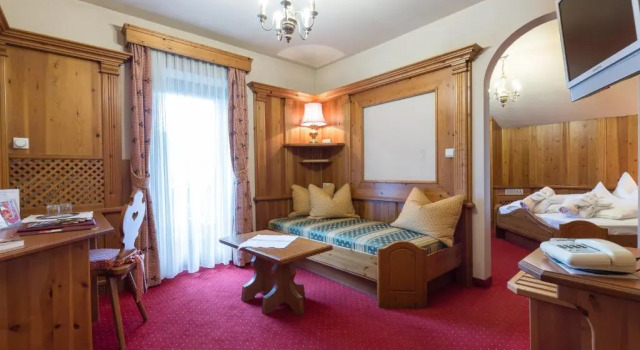 Номер Comfort Romantik Hotel Santer