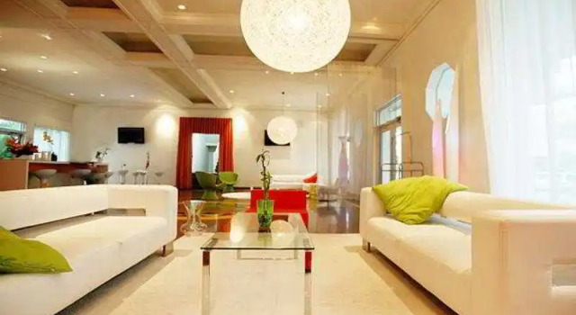 Carlton Hotel South Beach