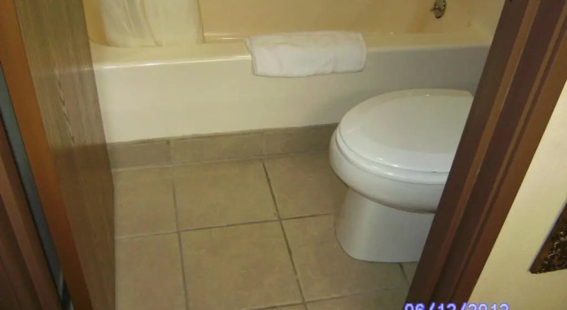 Трёхместный номер Deluxe All American Inn & Suites Branson
