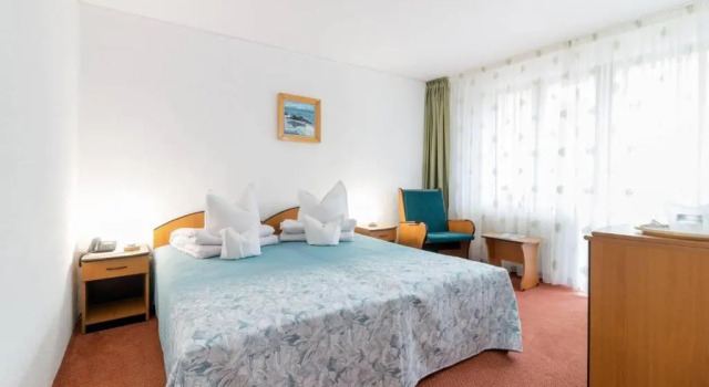 Люкс Hotel Bradul