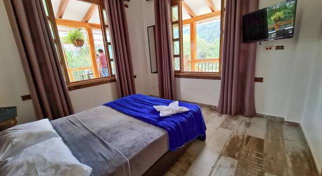 Двухместный номер Standard с видом на окрестности La Mercedes Cattaleya Hostal By MH