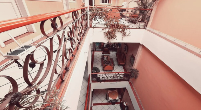 Hotel Chat Noir Cuenca, Rezerwuj Hotel Hotele w Sierra z parkingiem, Parking