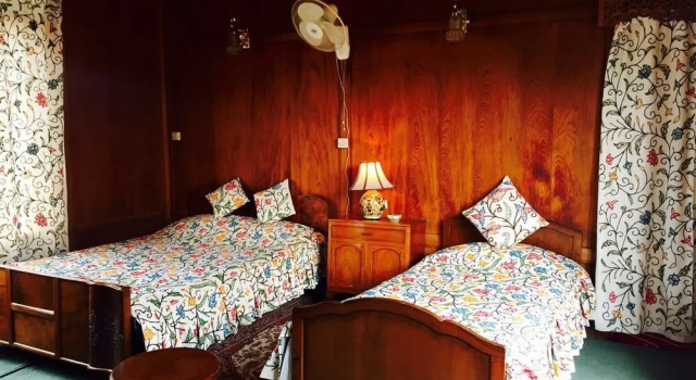 Номер Deluxe Akbar Group Of Heritage Houseboats