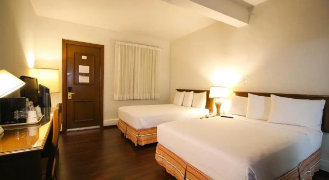Четырёхместный номер Standard Hotel Casino Morelia