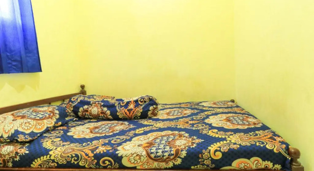Номер Economy Dharmawati Homestay Syariah at Terminal Purabaya