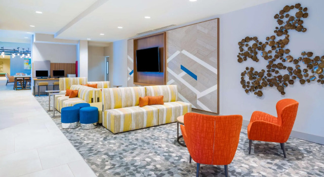 Кровать в общем номере Hilton Garden Inn Brunswick