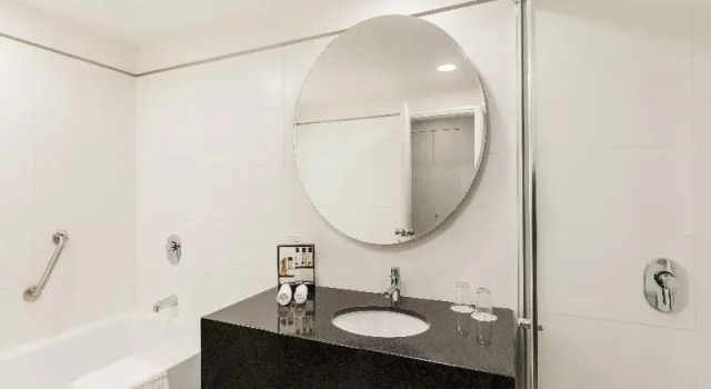 Одноместный номер Standard Wyndham Costa del Sol Lima Airport