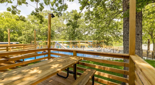 Kimberling Cove C4, Забронировать Отель Отели Table Rock Lake с парковкой, Парковка