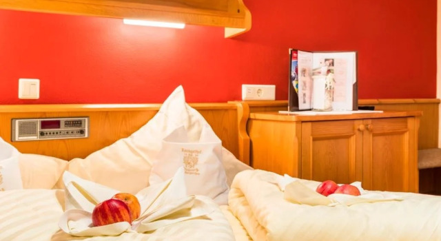 Landgasthof und Biobauer Löckerwirt, Reservar Hotel Sankt Margarethen im Lungau 