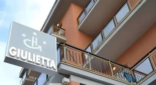 Hotel Giulietta, Забронировать Отель Отели Побережья Марок 3 звезды, 3*
