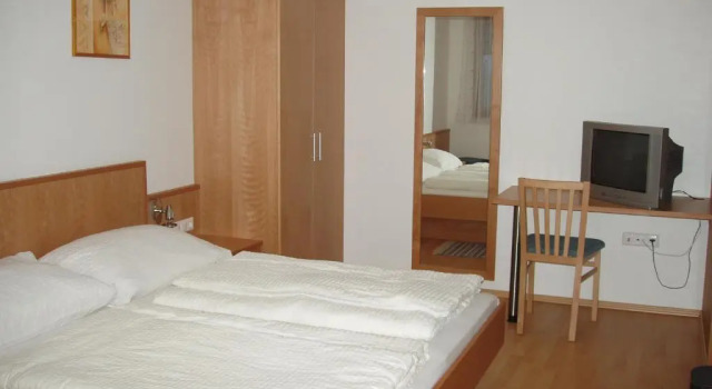Gästehaus Strommer, Book Hotel Illmitz 