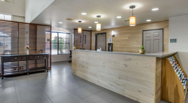 Country Inn & Suites by Radisson, Mesa, AZ