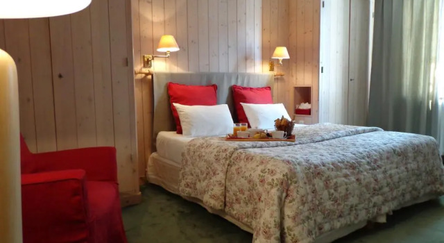 Le Chat Botté, Book Hotel Saint-Clément-des-Baleines 
